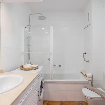 Mahi Vacation In Tenerife Sur *